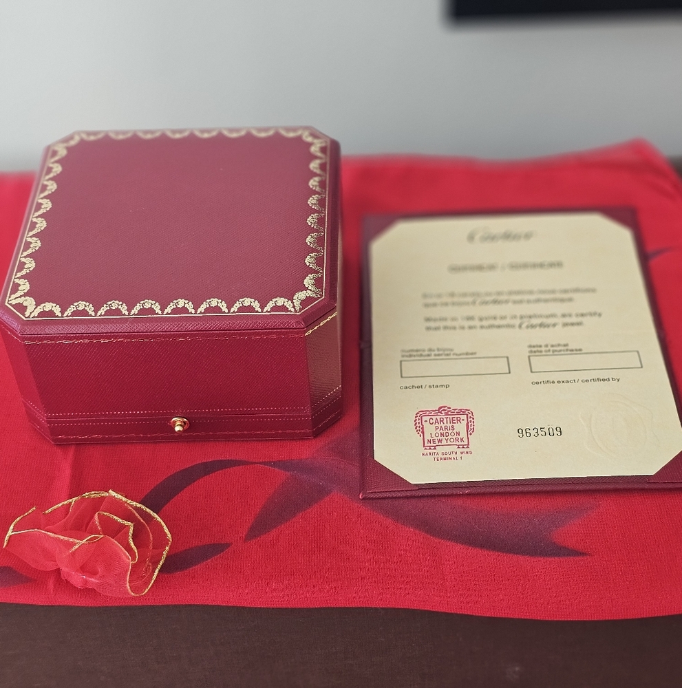 💯AUTHENTIC CARTIER RED LOVE BRACELET BOX AND CERTICATE SET